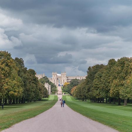 Central Windsor Apartment Facing The Castle Exteriör bild