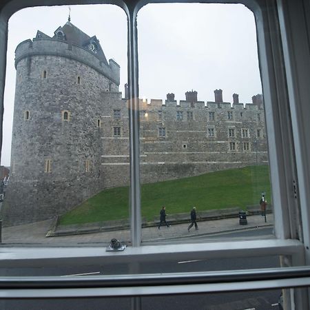 Central Windsor Apartment Facing The Castle Exteriör bild